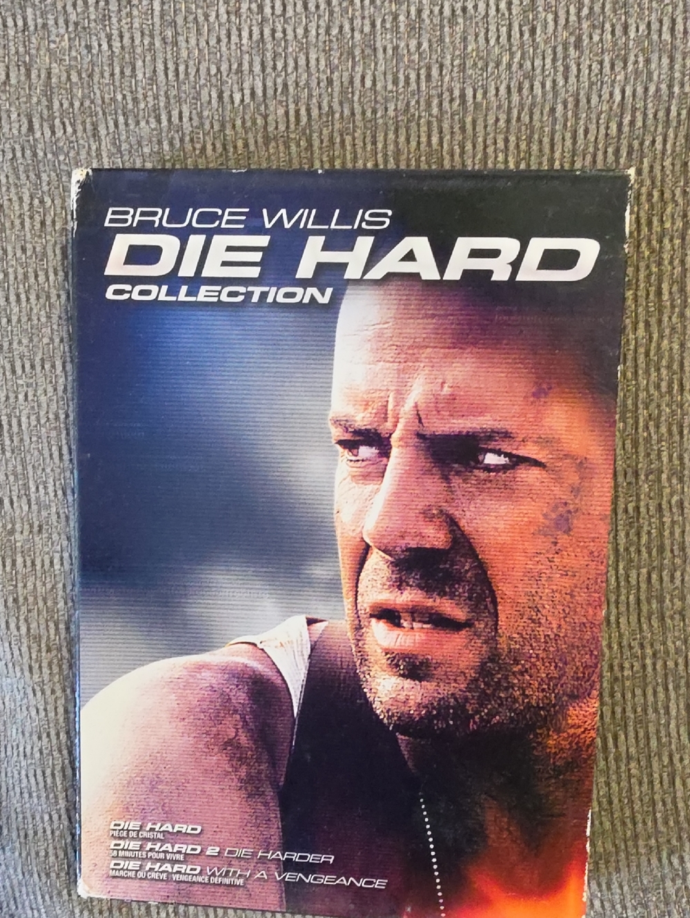 Die Hard Collection Bruce Willis Movie Box Set - Blue/Black